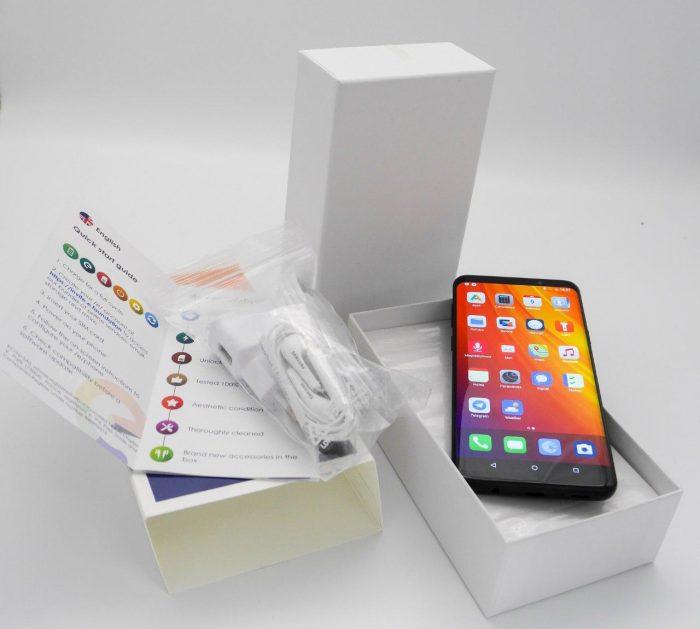 Box contents e phone